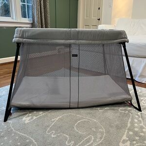 Baby Bjorn Travel Crib